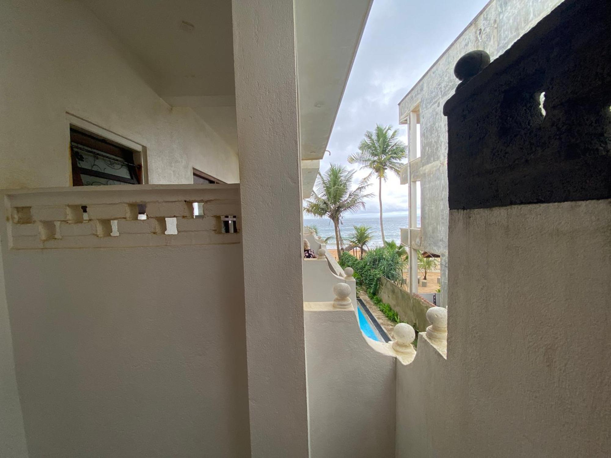 Mirage Beach House At Morava Court Hikkaduwa Exterior foto