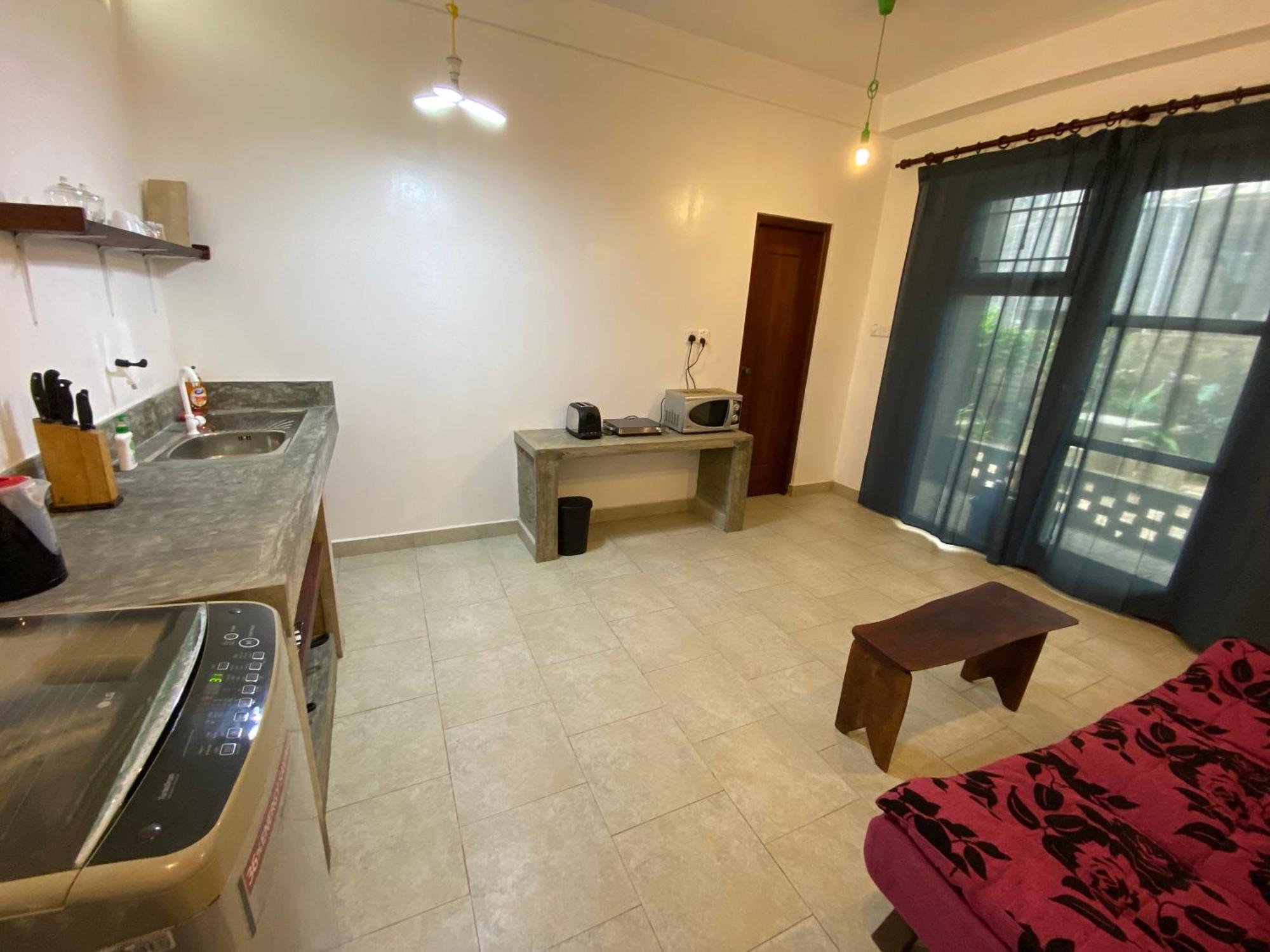 Mirage Beach House At Morava Court Hikkaduwa Exterior foto