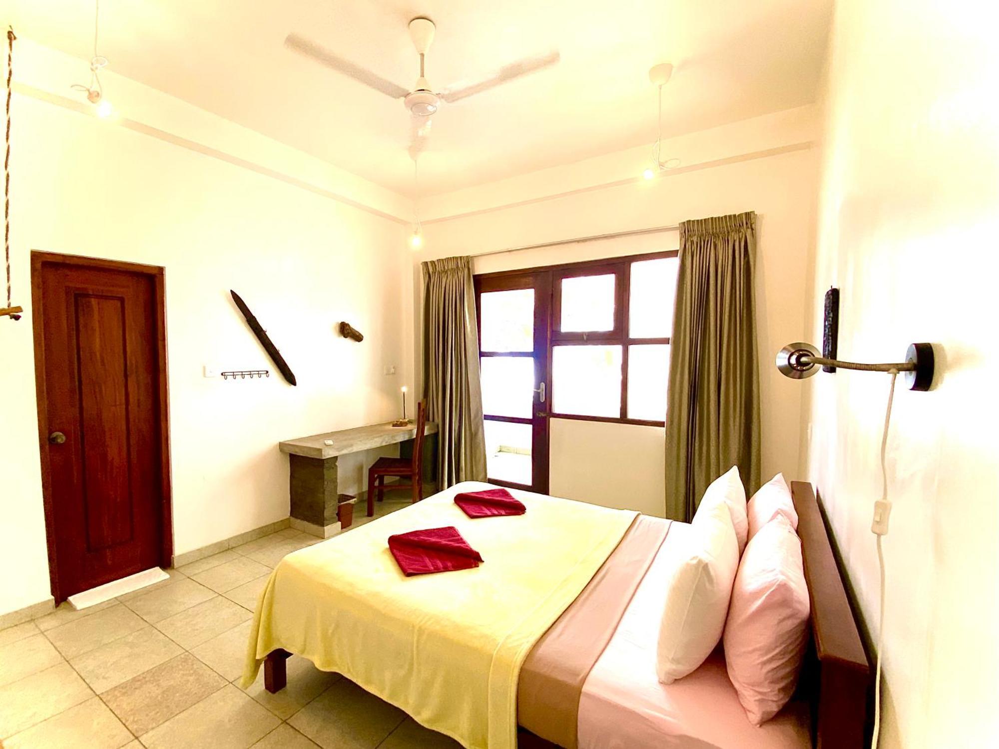 Mirage Beach House At Morava Court Hikkaduwa Exterior foto