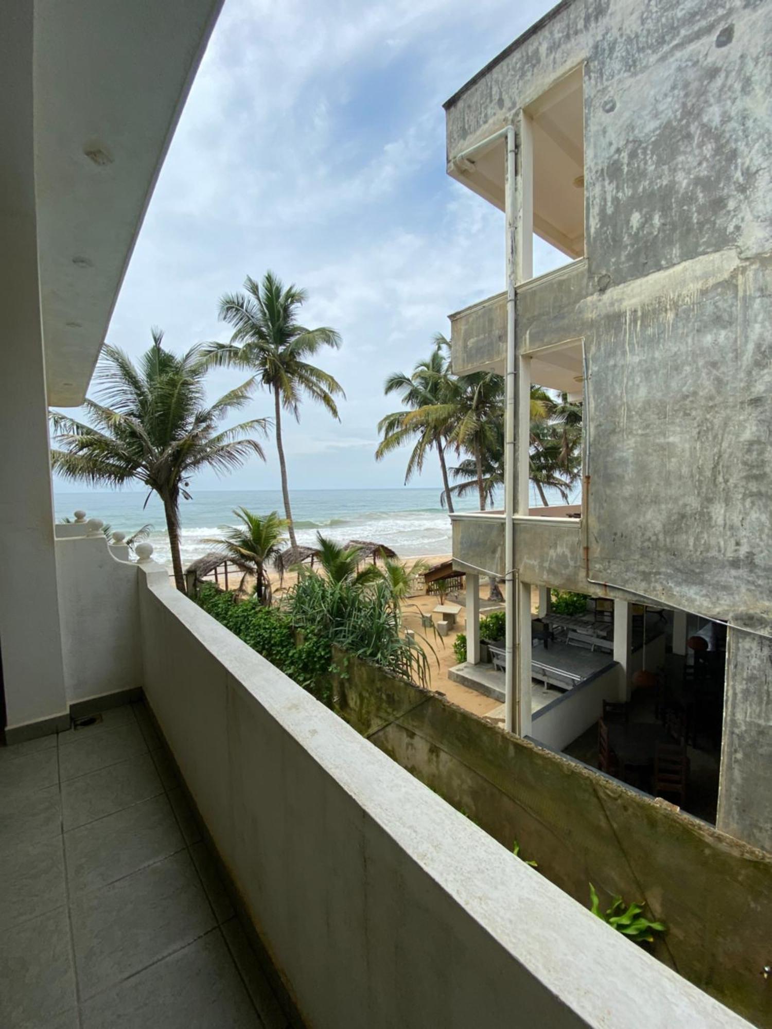 Mirage Beach House At Morava Court Hikkaduwa Exterior foto